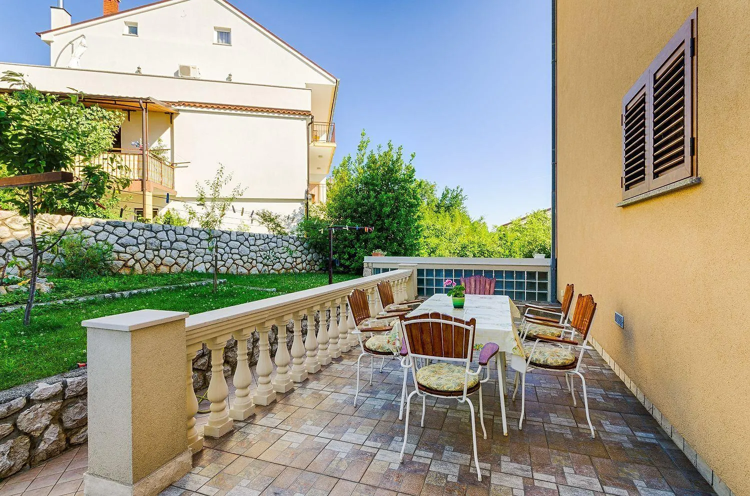 Komfortables Apartment Nur 500 Meter Zum Strand Mit Meerblick, Privatem Balkon, Grill دْغاماي
